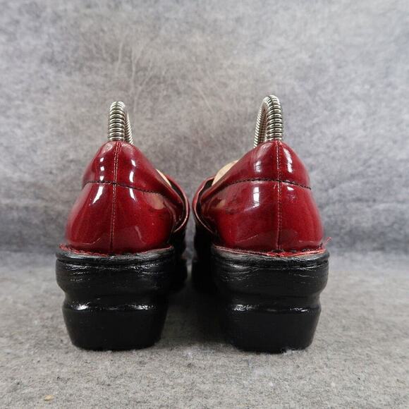 Comfort Clog Shoes Womens 6 Bolo Slip On Red Patent Casual Work Comfort Walking - Picture 4 of 16